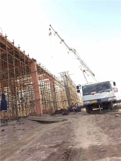 广丰区吊车作业的安全注意事项有哪些？