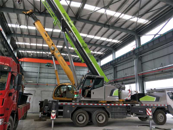 广丰区高空车出租需要注意哪些安全事项？